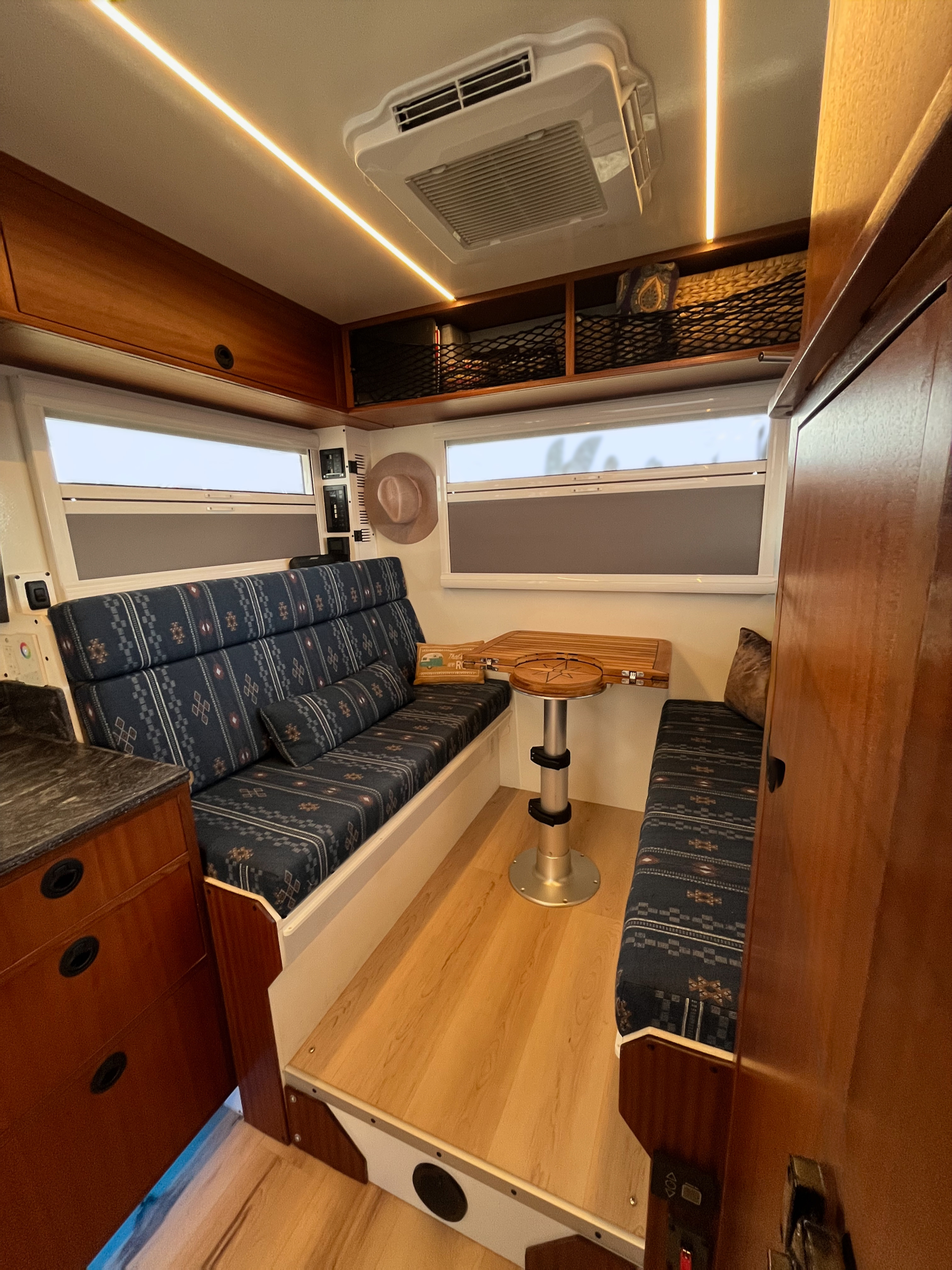 2021 Ford F-550 overland camper
